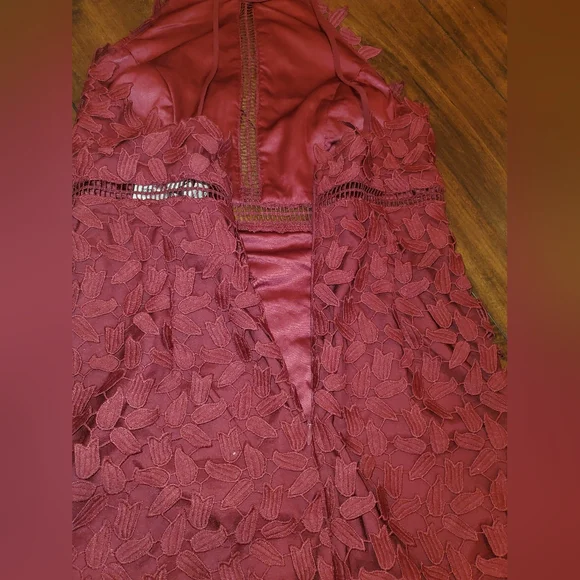 NWT Bardot Burgundy Gemma Halter Lace Dress Size 4 - Picture 11 of 14